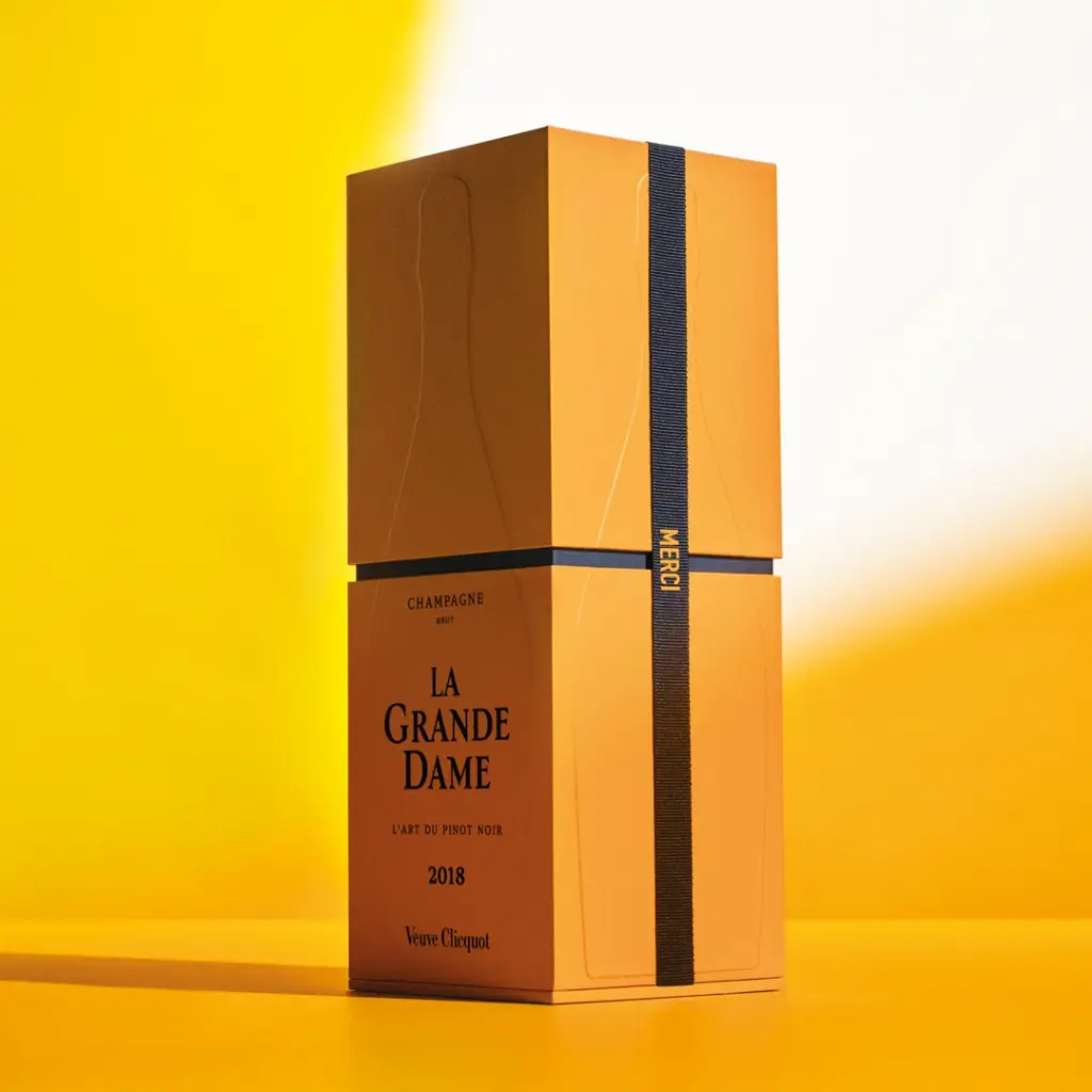 La Grand Dame 2018 BOX seitig.webp